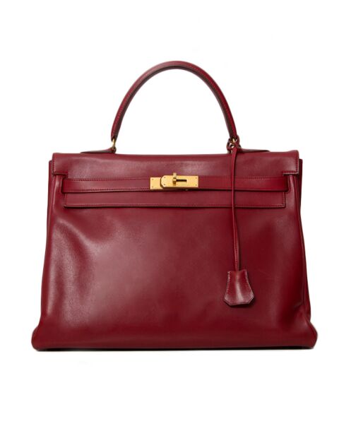 Hermes Red Boxcalf Kelly Bag GHW Shop safe online at Labellov. Buy authentic designer vintage fashion, bags and accessories.
