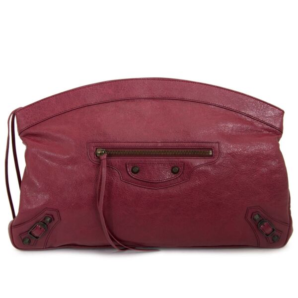 Koop en verkoop uw Balenciaga Red Leather Flat Clutch