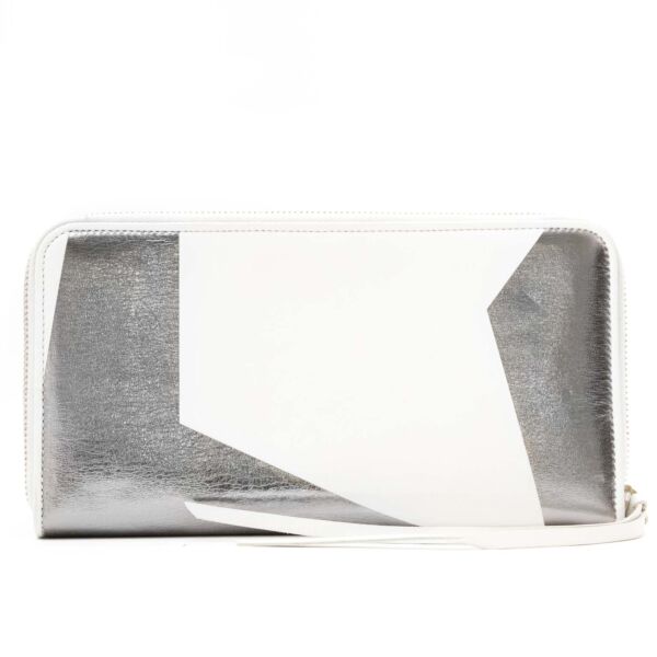 balenciaga metallic zip around wallet now for sale at labellov vintage fashion webshop belgium