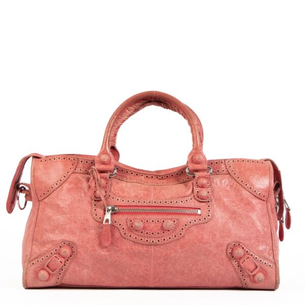 Shop a 100% authentic Balenciaga Grenadine Lambskin Brogues Part-Time Bag on Labellov.com.