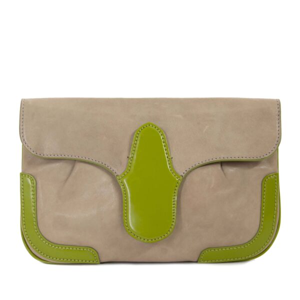 Balenciaga Beige And Green Leather Lune Clutch now for sale at labellov vintage fashion webshop belgium