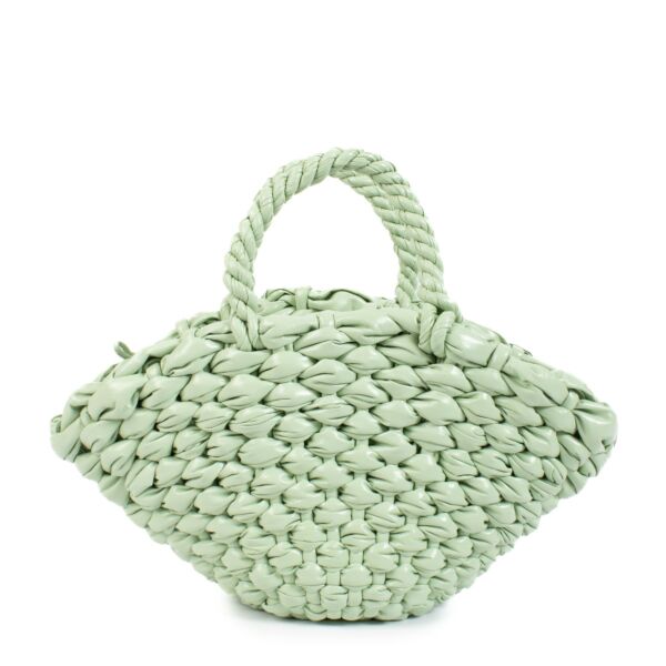 shop 100% authentic second hand Bottega Veneta Fresh Mint Small Clam Bag on Labellov.com