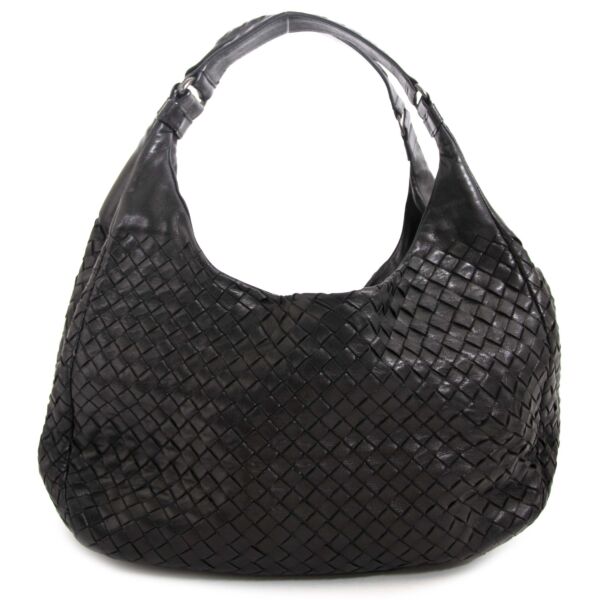 Bottega Veneta Black Intrecciato Nappa Shoulder Bag now for sale at labellov vintage fashion webshop belgium