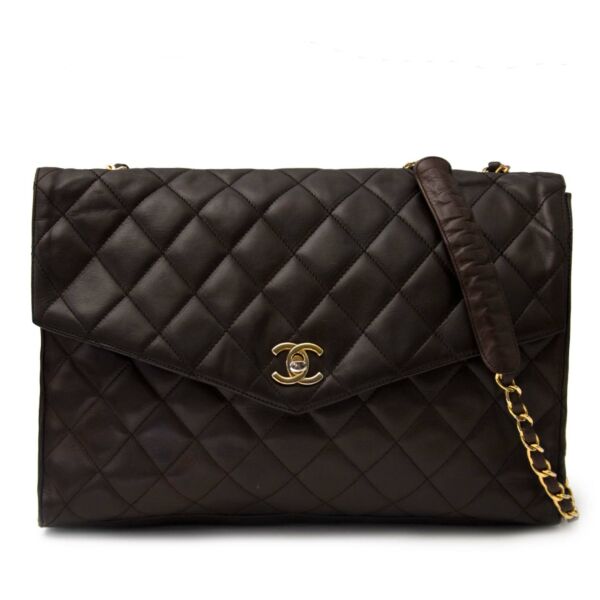 skip the waitinglist shop your Chanel Vintage Brown Lambskin Shoulder Bag  online at the best price 