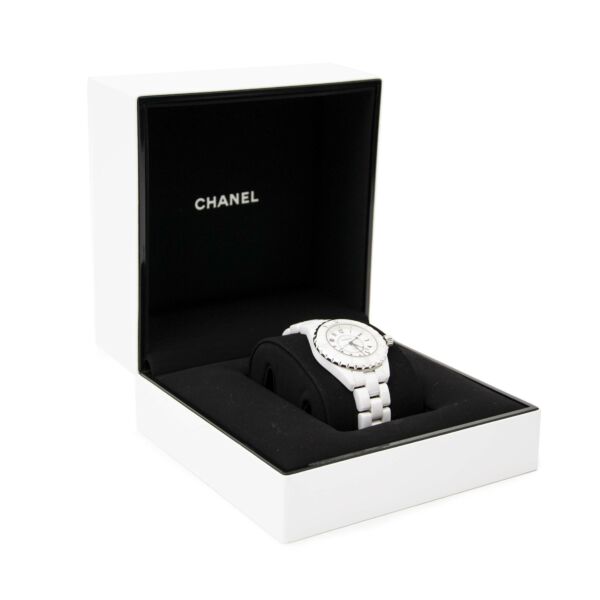 Chanel watch J12 33MM Ceramique Blanche en ligne chez labellov.com pour le meilleur prix