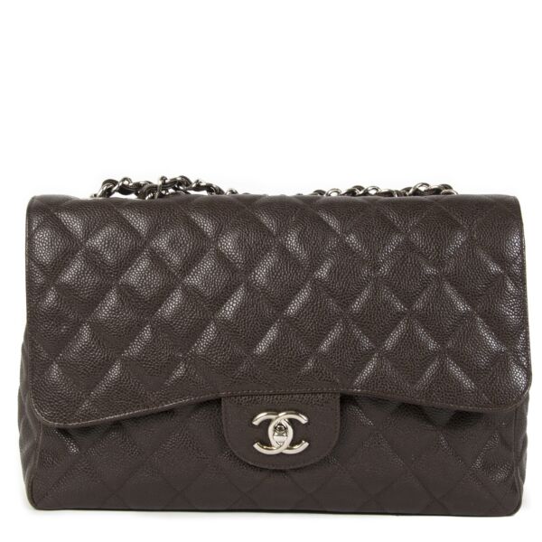 Chanel Dark Brown Jumbo Caviar Classic Flap Bag  2de hands authentiek