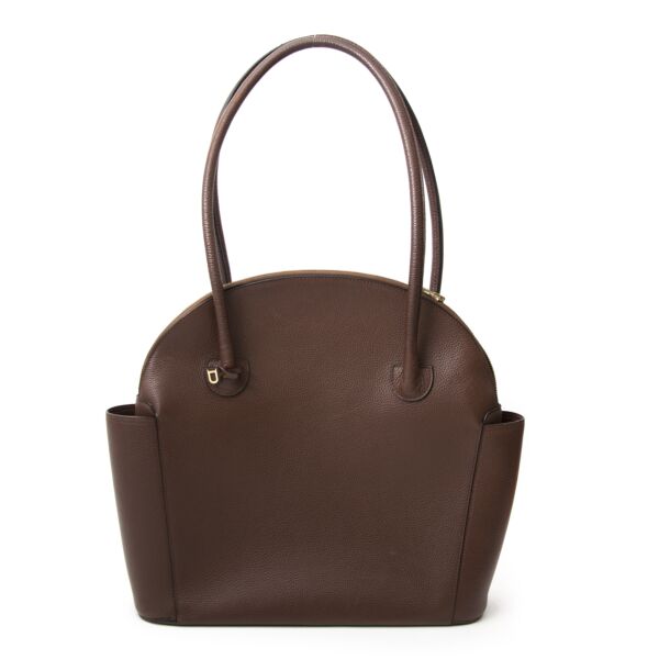 Delvaux Mousson Schoudertas In Bruin Leder nu online op labellov.com tegen de beste prijs.