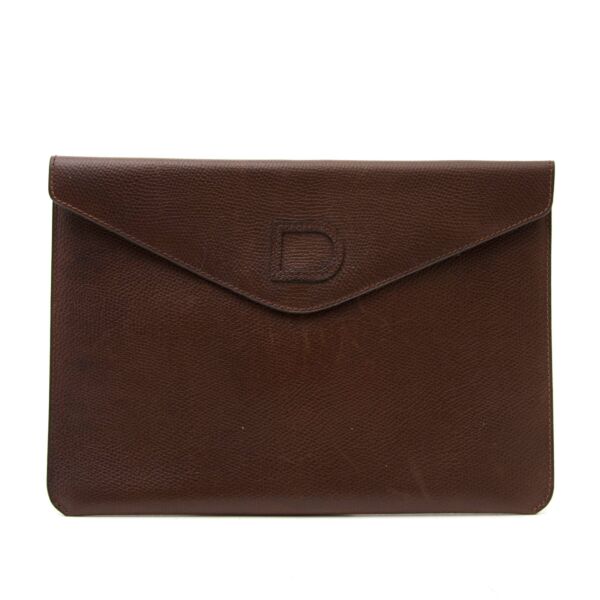 Acheter en ligne chez labellov.com for the best price delvaux brown flap pochette