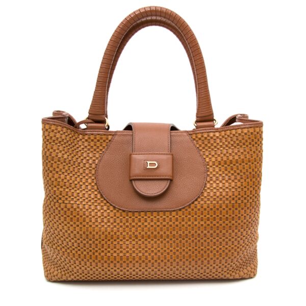 De meest unieke Delvaux handtassen aan de scherpste prijzen online verkrijgbaar bij Labellov tweedehands.