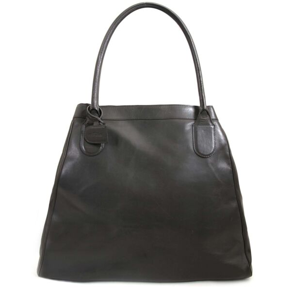 koop Delvaux Grey Shoulderbag bij labellov aan de beste prijs