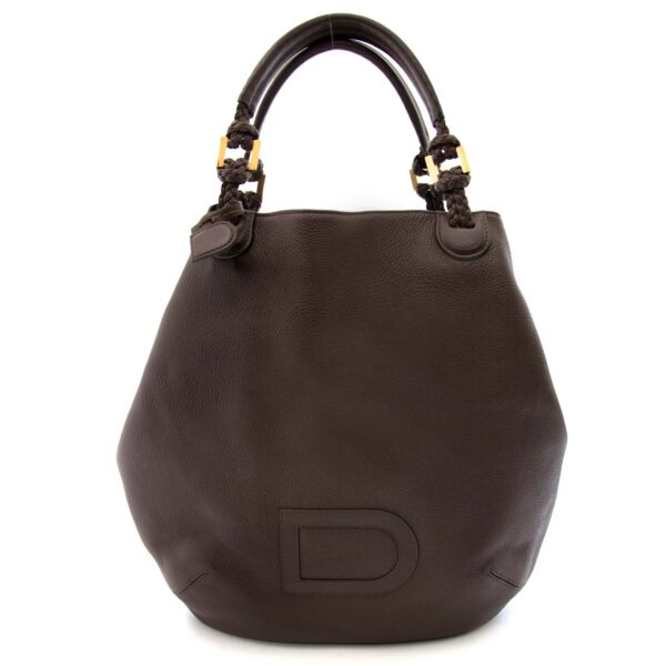 skip the waitinglist shop your Delvaux Chocolat Louise Cabas GM