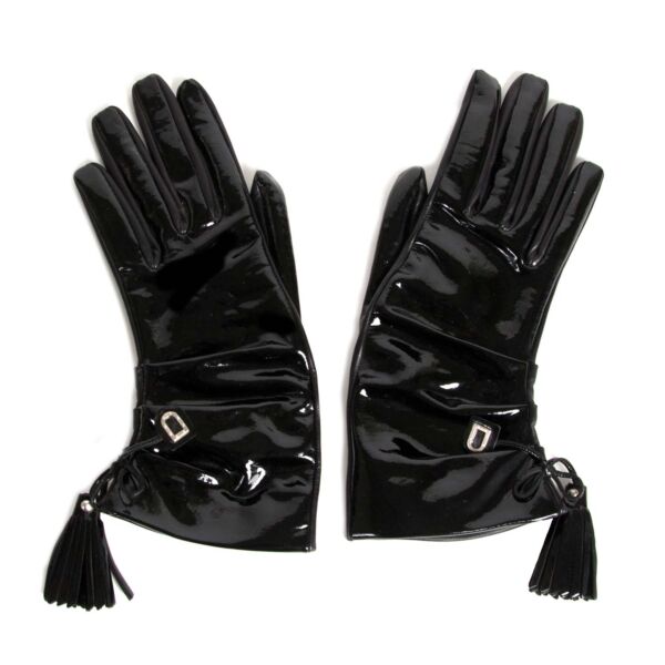 delvaux black leather vernis gloves now for sale at labellov vintage fashion webshop belgium