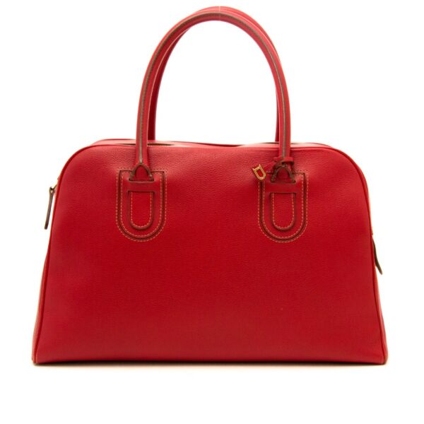 Vintage Delvaux boston bag for the best price at Labellov webshop. Safe and secure online shopping with 100% authenticity. Vintage Delvaux boston bag pour le meilleur prix.