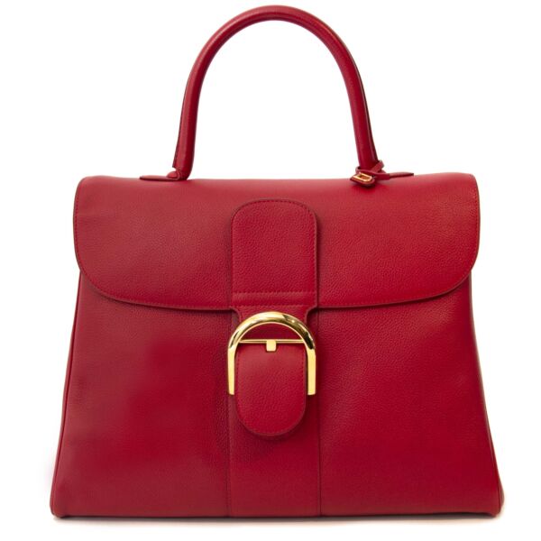 Delvaux GM Brillant Red "Buy authentic secondhand Delvaux GM Brillant at the right price at LabelLOV, safe and secure online shopping. Koop authentieke tweedehands Delvaux GM Brillant aan de juiste prijs bij LabelLOV."