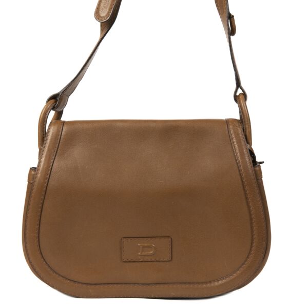 acheter en ligne seconde main Delvaux Taupe Brown Leather Crossbody Bag