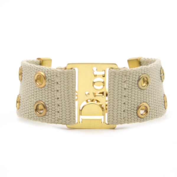 Bent u opzoek naar een Dior Beige Cotton Bracelet? 