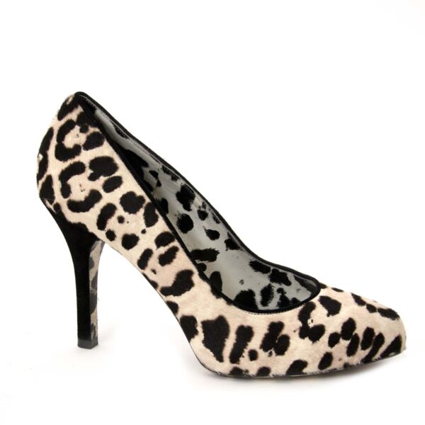 Dolce & Gabbana Leopard Fur Pumps - size 38