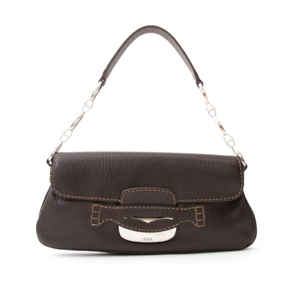 Tod's Brown Shoulder Bag,For designer brands such as Louis Vuitton, Hermes, Chanel, Delvaux and many more, visit the online platform Labellov. The website offers a safe and secure platform to sell and buy new or preloved luxurious bags.