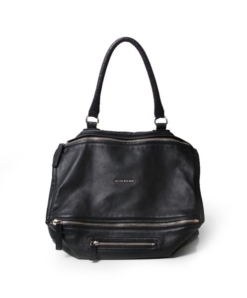 bij webshop labellov deze tweedehands Givenchy handtas aan de juiste prijs