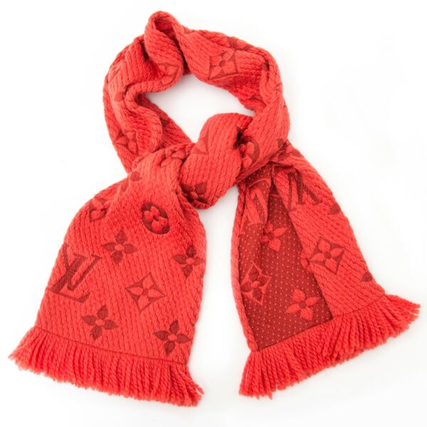 shop safe online as new Louis Vuitton Corail Logomania Scarf 