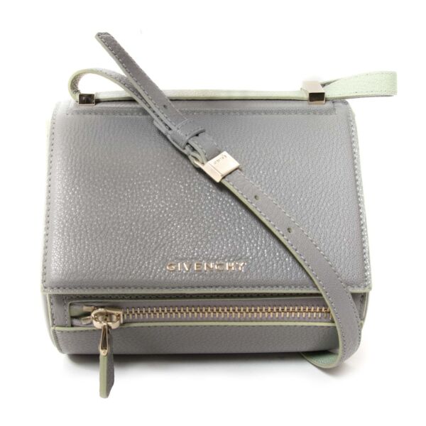 koop  Givenchy Pearl Grey Pandora Box Crossbody Bag bij labellov aan de beste prijs