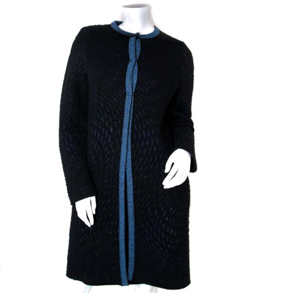 op zoek naar een Missoni Knitted Black And Blue Cardigan - Size 40? Nu te koop bij labellov.com