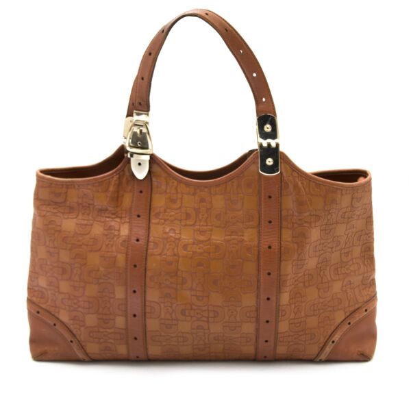 Buy and sell your secondhand designer handbags at labellov.com Gucci Brown shopper