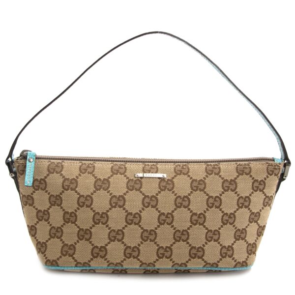 Koop authentieke tweedehands vintage Gucci Blue Beige Monogram Pochette bij online webshop LabelLOV