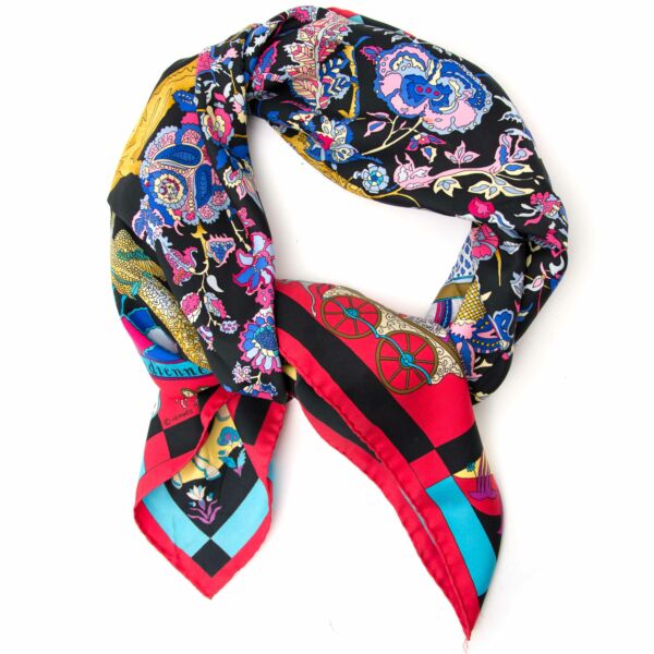 Buy now online your secondhand Hermès Silk Scarf Carré Fantaisies Indiennes on labellov.com