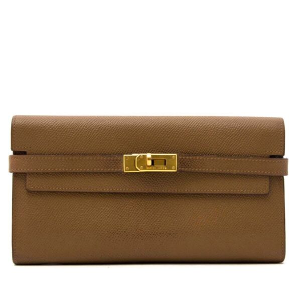 Buy an authentic secondhand Hermes wallet in epsom at the right price at LabelLOV vintage webshop. Safe and secure online shopping.