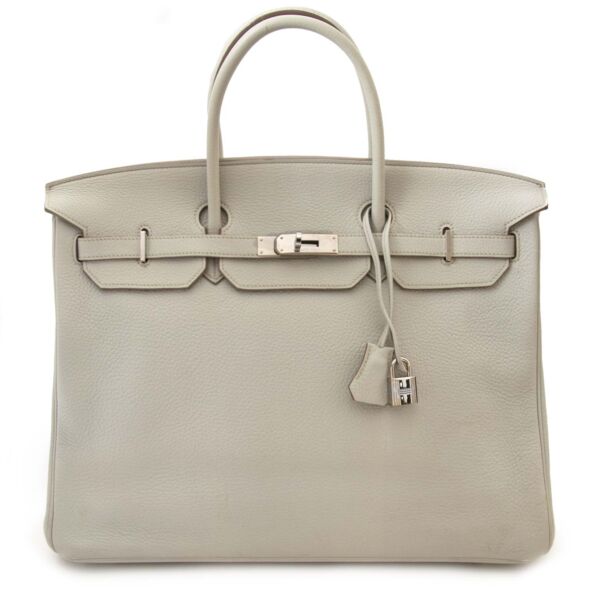 looking for a Hermès Birkin 40cm Gris Perle Clemence Taurillon PHW? Now online at labellov.com 