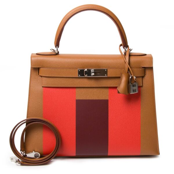 Hermès Kelly Sellier 28 Lettre H Epsom/Mysore/Sombrero PHW Gold/Capucine/Rouge H now online at labellov.com