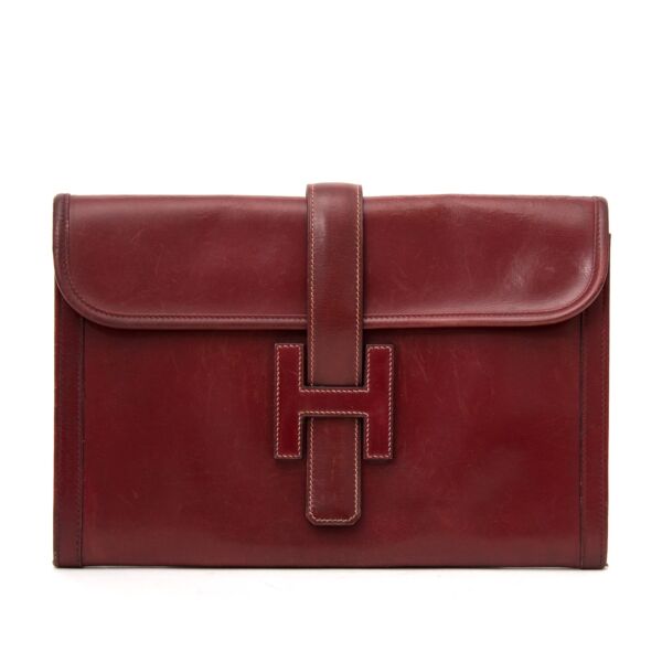 We buy and sell your secondhand luxury bags for the best price online