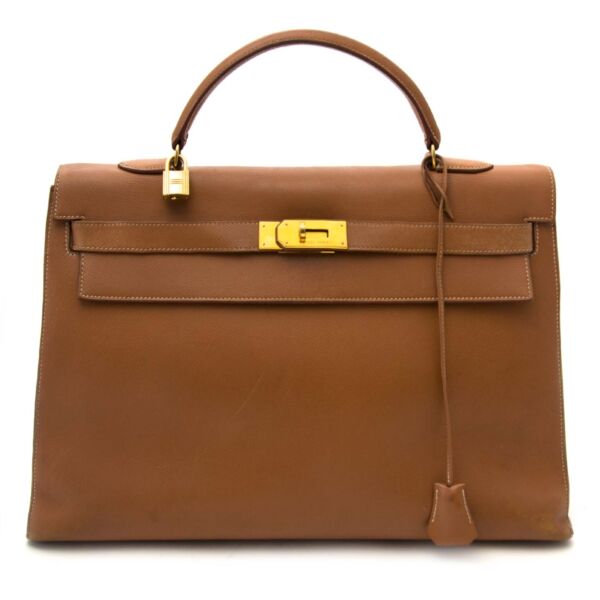 Hermes Kelly gold 40cm sellier cuir courchevel GHW now online at labellov.com for the best price