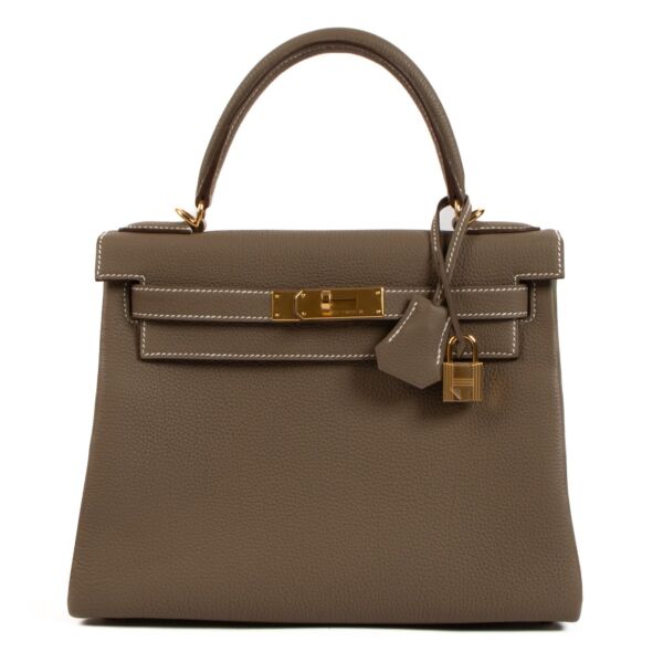 Shop brand new Hermès 2023 Kelly 28 Etoupe Togo on www.labellov.com