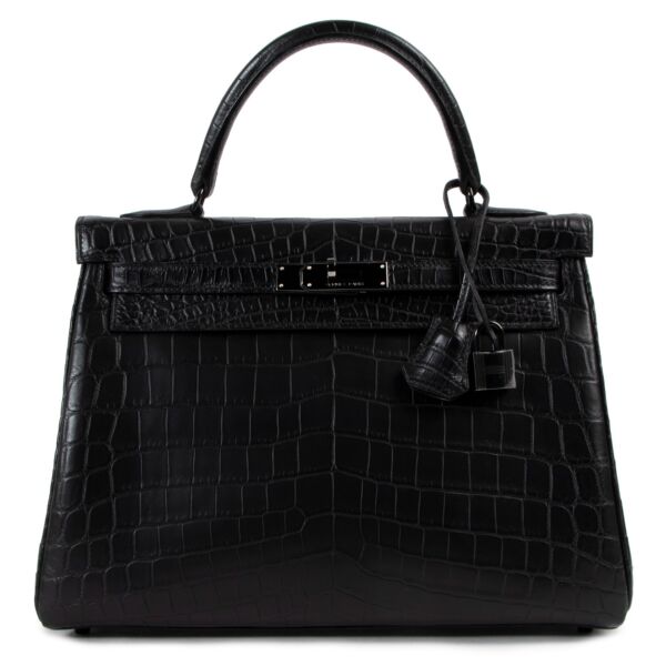 authentic second hand designer luxury vintage hermes kelly so black handbag only at labellov.com