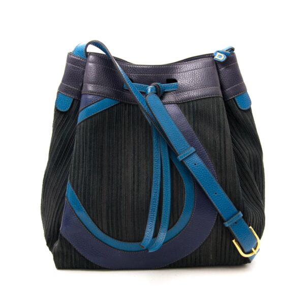 acheter en ligne seconde main sac a main Delvaux Black Handbag 