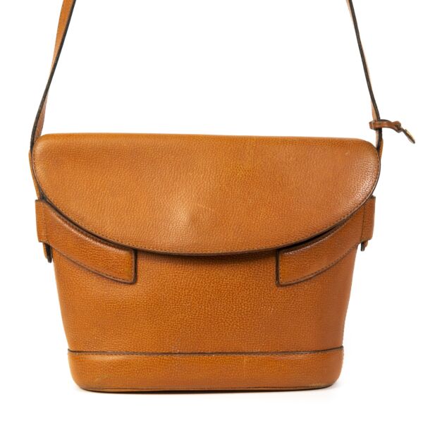 Authentieke Tweedehands Delvaux Cognac Leather Front Flap Shoulder Bag juiste prijs veilig online shoppen luxe merken webshop winkelen Antwerpen België mode fashion