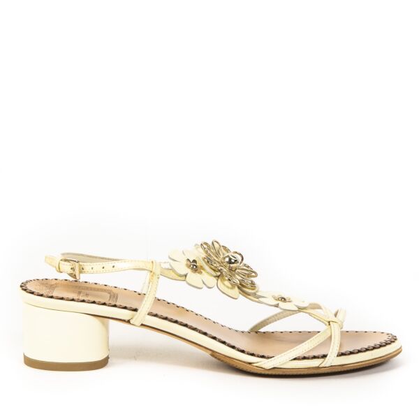 Authentieke Tweedehands Christian Dior White Flower Sandal Heels juiste prijs veilig online shoppen luxe merken webshop winkelen Antwerpen België mode fashion