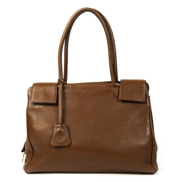 Authentieke tweedehands vintage Prada Camel Tote Bag koop online webshop LabelLOV