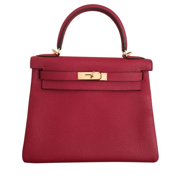 Skip the waiting list and buy the world's most wanted bag directly from Labellov Antwerp