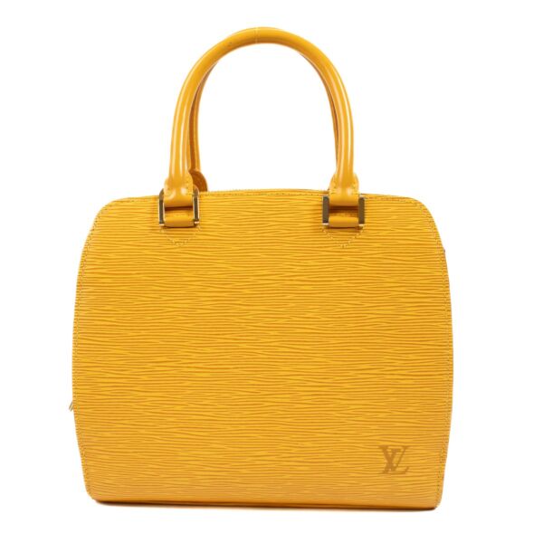 100% authentic pre lovedLouis Vuitton Yellow Epi Leather Pont Neuf Top Handle on Labellov.com 