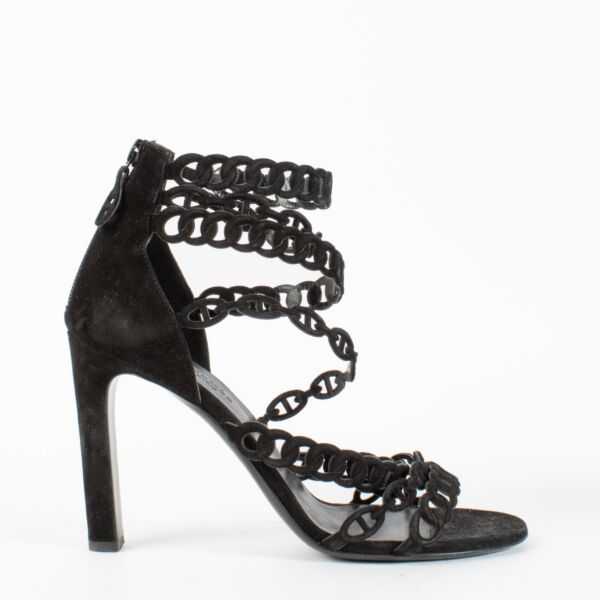 Authentic pre-loved Hermès Black Naide Sandals — Size 39 on Labellov.com