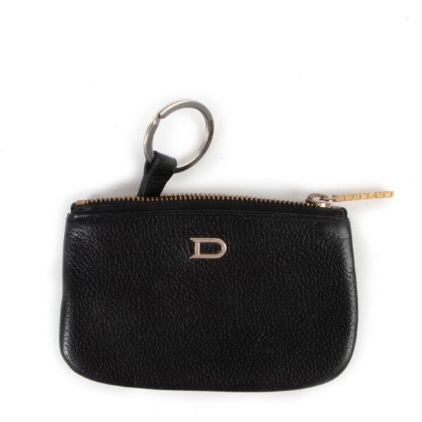 Buy online authentic second hand Delvaux Black Leather Wallet in very good condition at Labellov in Antwerp
