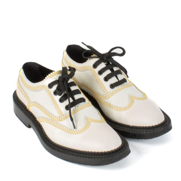 Burberry White Leather Oxford Shoes - Size 37,5