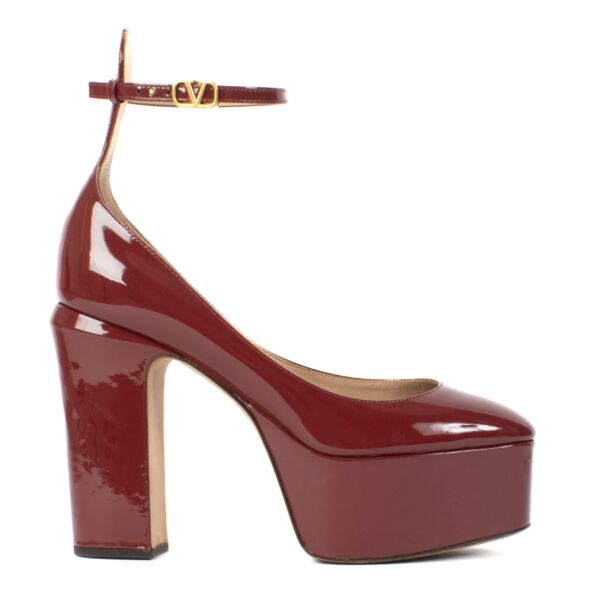 Shop 100% authentic Valentino Garavani Red Tango Pumps - Size 37,5 at Labellov.com. 