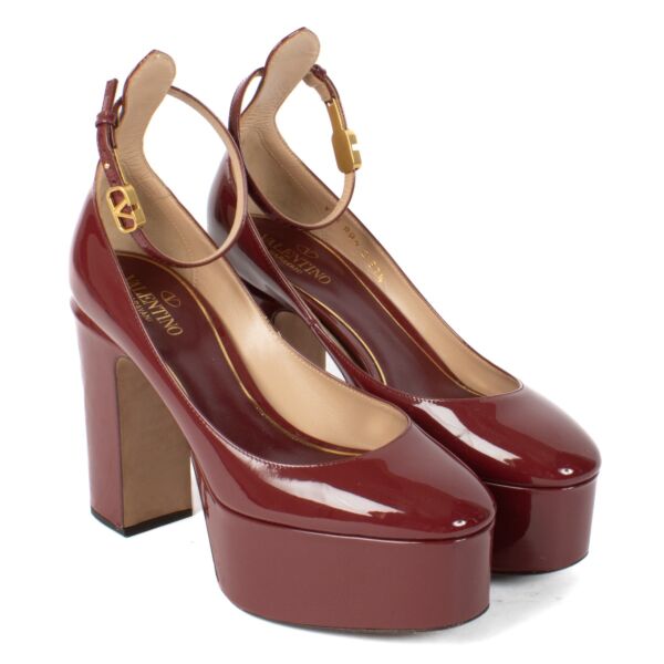 Valentino Garavani Red Tango Pumps - Size 37,5