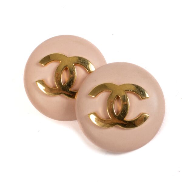 Chanel Collection 25 Vintage Soft Pink CC Clip On Earrings