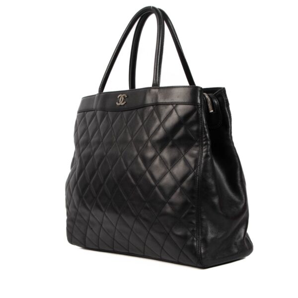 Chanel Black Guilted Leather Tote Bag