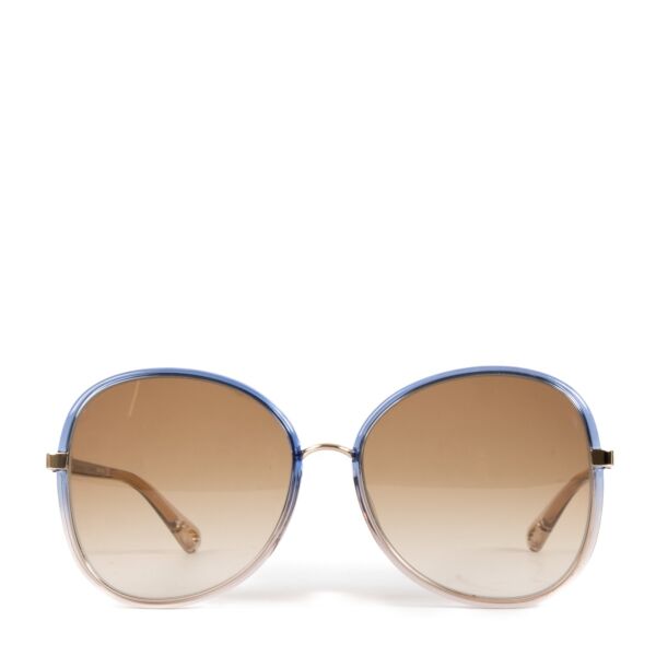 Shop safe online at Labellov in Antwerp, Brussels and Knokke this 100% authentic second hand Chloé Blue CH0030S Sunglasses